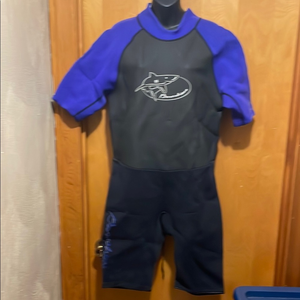 Wet suit by O'Neill Blue and Black unisex